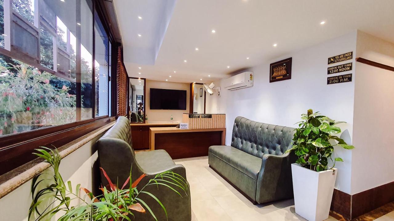 Aura Rooms Déhrádún Exteriér fotografie